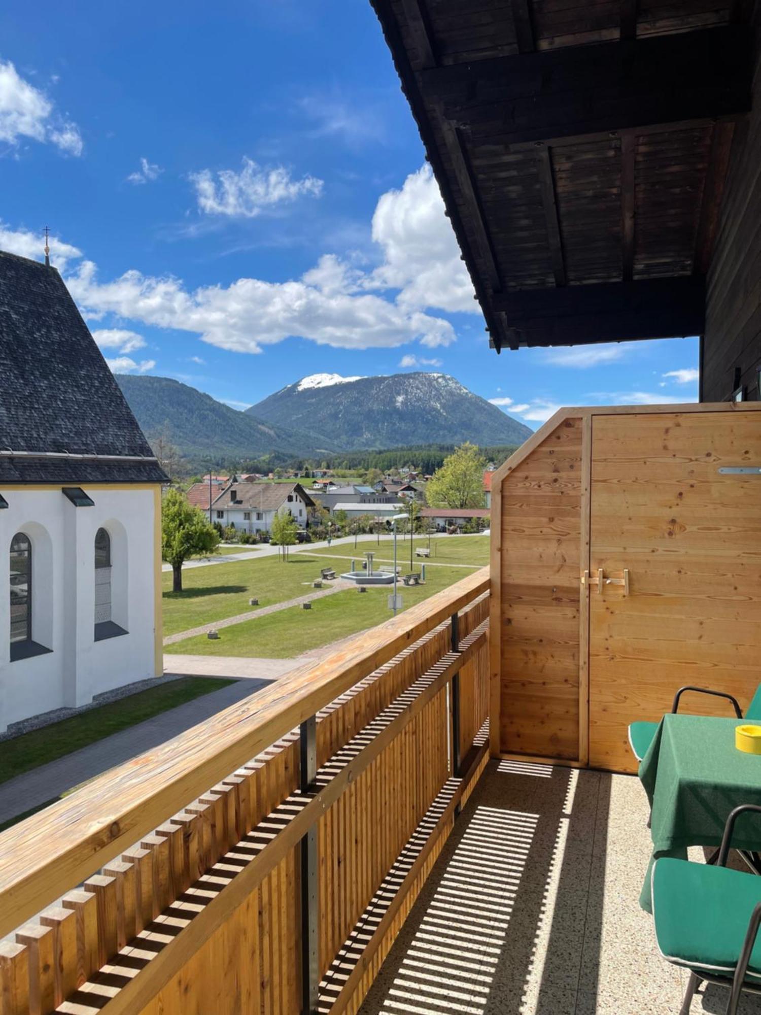 Gaestehaus Gastl Mieming Exteriör bild