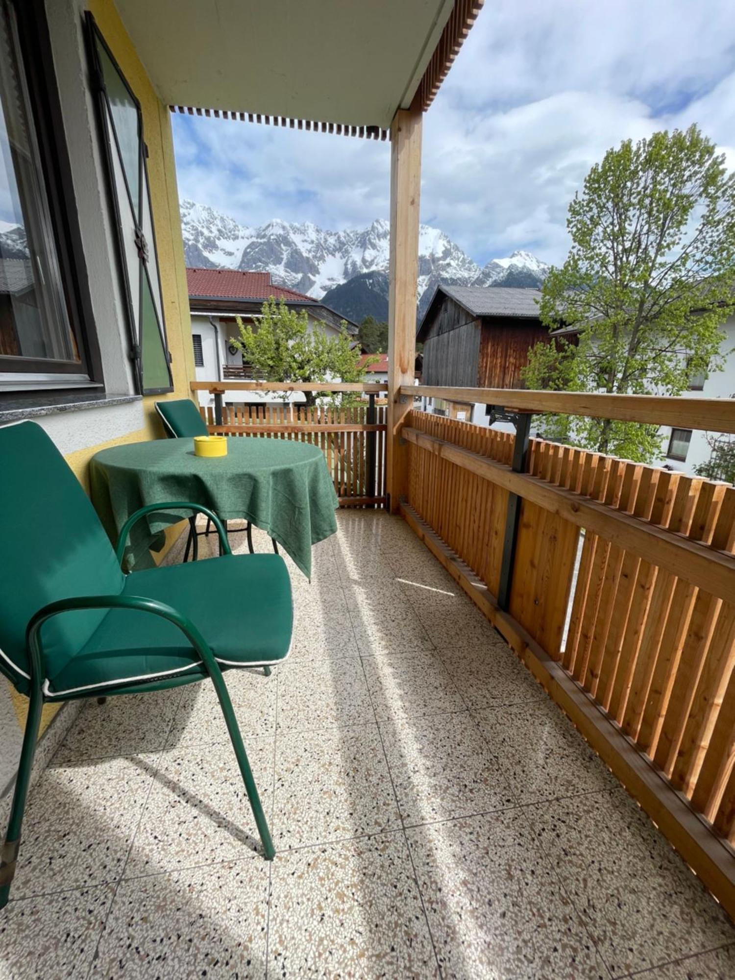 Gaestehaus Gastl Mieming Exteriör bild
