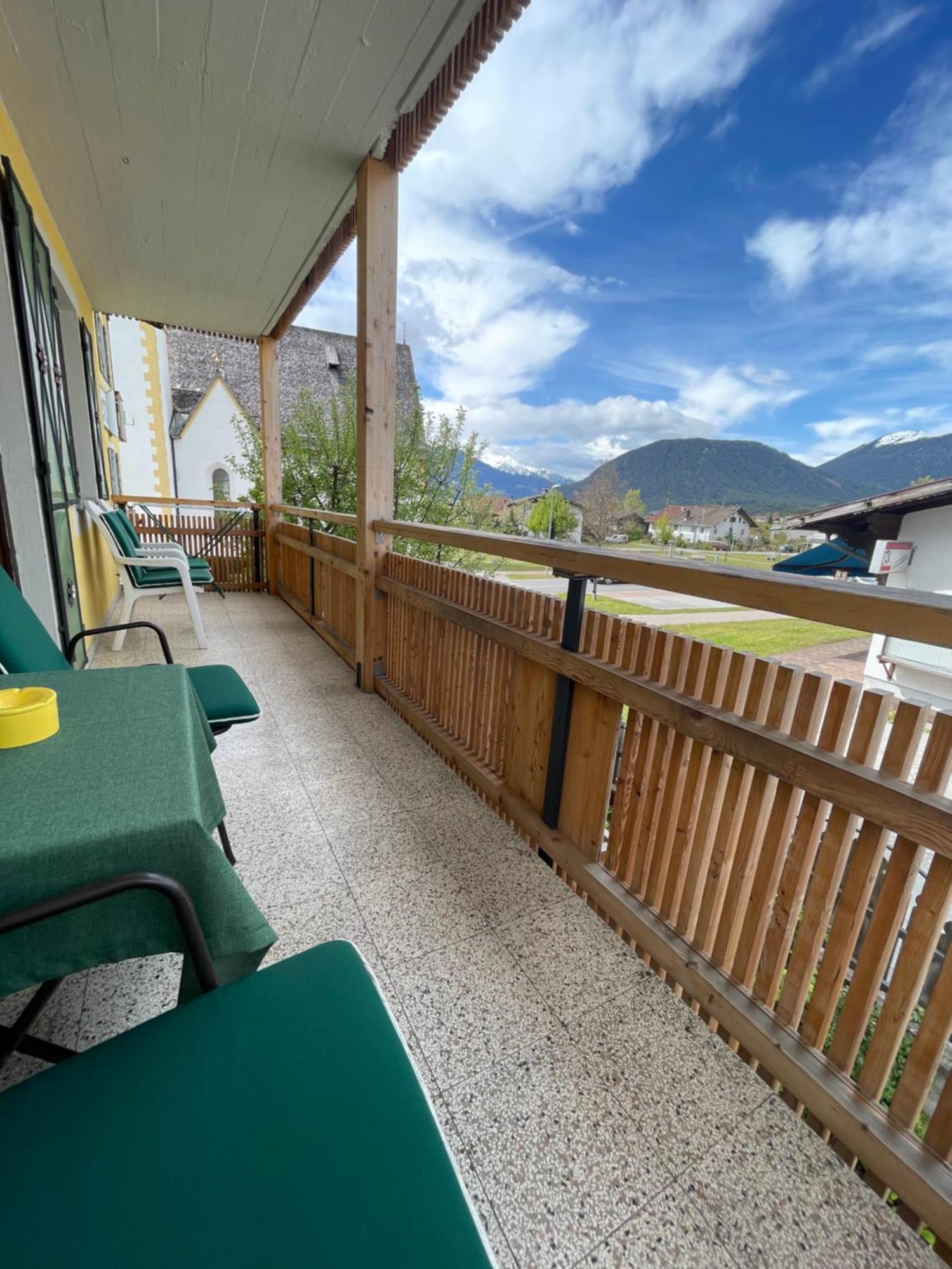 Gaestehaus Gastl Mieming Exteriör bild